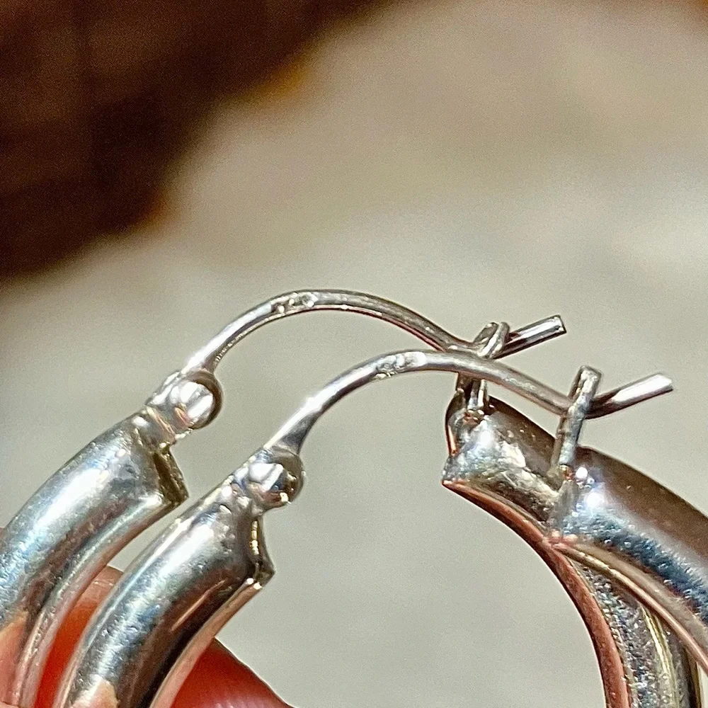 1 inch Sterling Silver Hoop Earrings